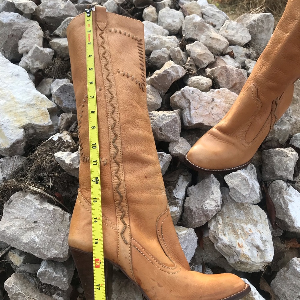 Vtg. Genuine pure  leather long boots by: TROYLINI size: 6 Made in Brazil. - Picture 4 of 16